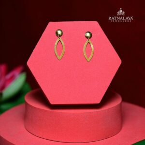 Stylish Daily wear Gold Earrings