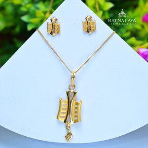 22k Gold LighWeight Pendant Set