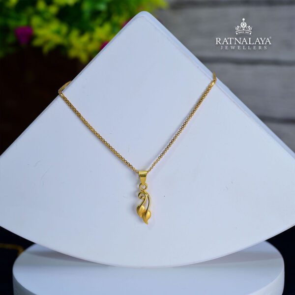 Two Leaf Drop Gold Pendant