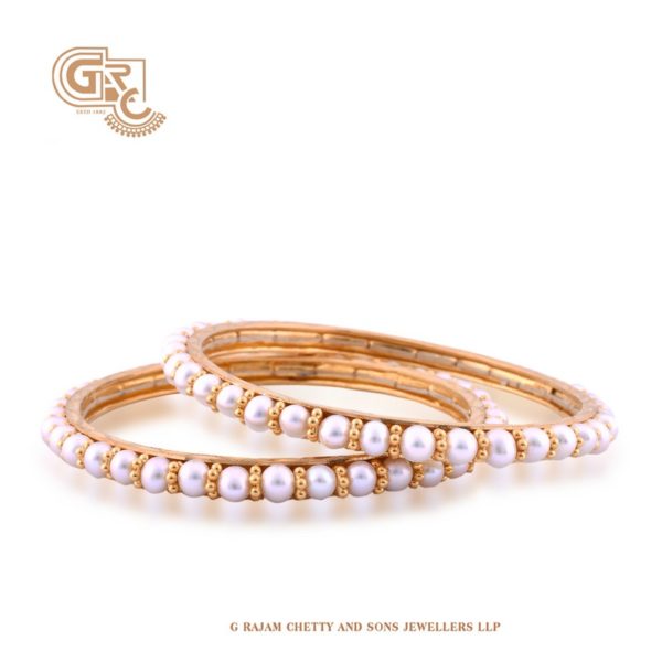 Creamy Pearl Bangles