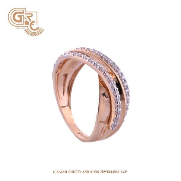 Crossover Ring