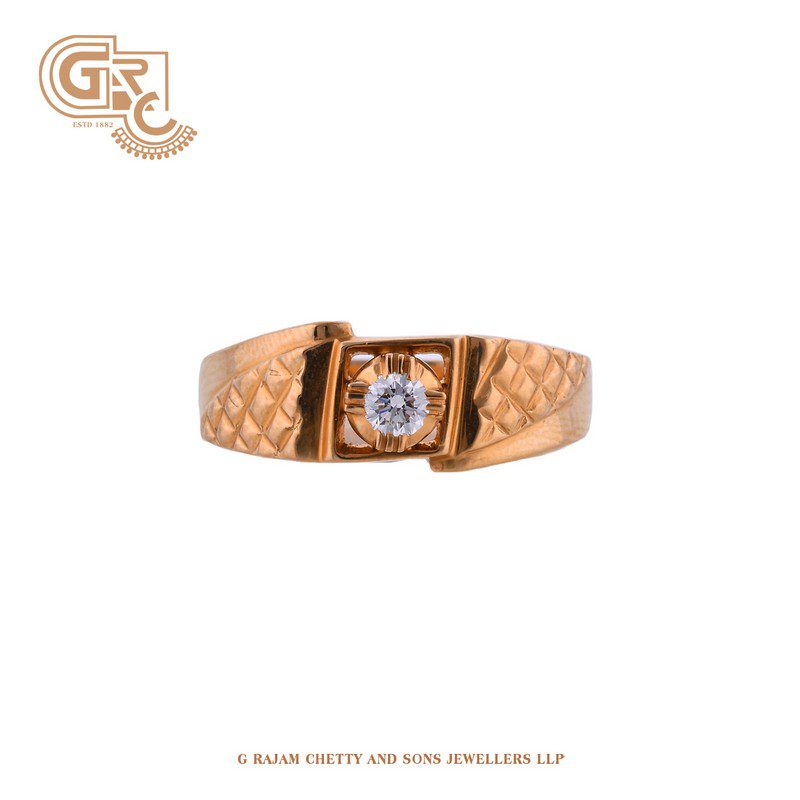 Single diamond ring