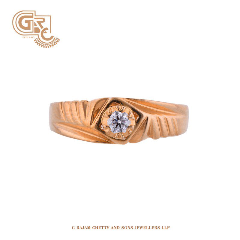 Single diamond ring