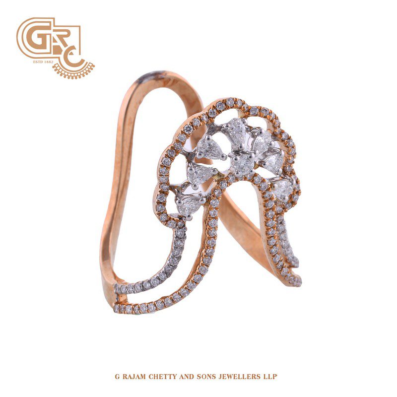 Beauteous vanki ring