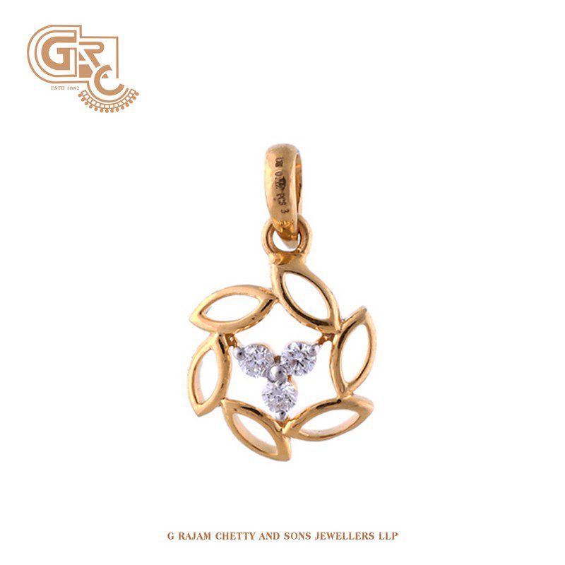 Adorable diamond pendant