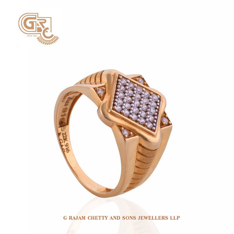 Crystal Rhomb Ring