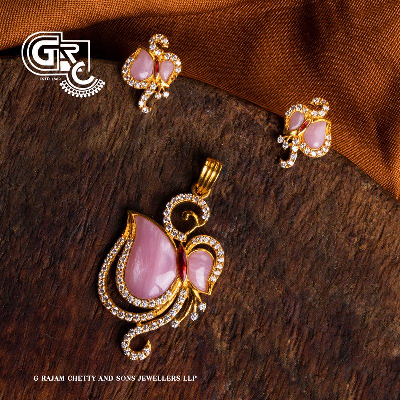 Glossy Pink Teardrop Set