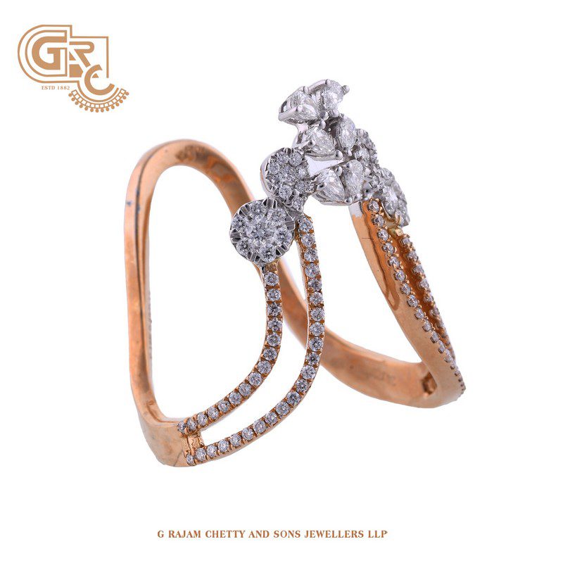 Elegant vanki ring