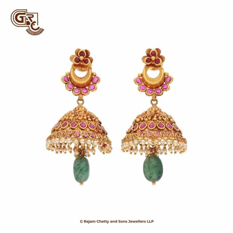 Traditional Jimikki Model 22K Gold Drop Stud