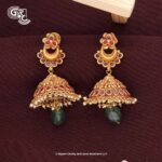 Traditional Jimikki Model 22K Gold Drop Stud