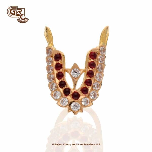 Red Elegant Stone Vanki Ladies Ring