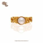 White Pearl Elegant Floral Gents Ring