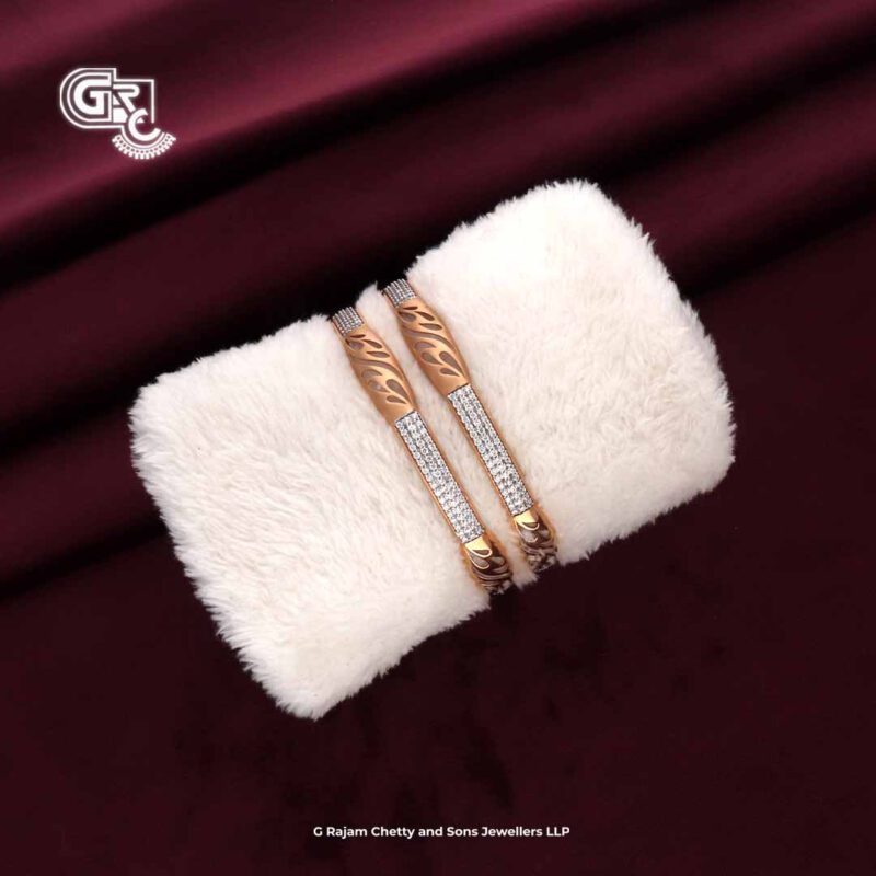 Glitering Stone Fancy 18K Rose Gold Bangles