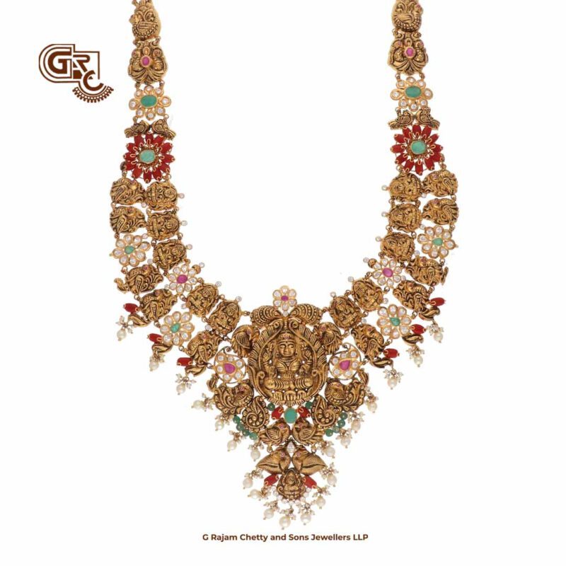 Antique Lakshmi Glittering Stone White Beads Luxury Necklace