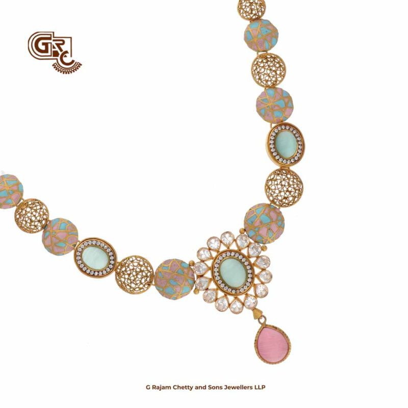 Luxury Glittering Stone Fancy Necklace with Earring