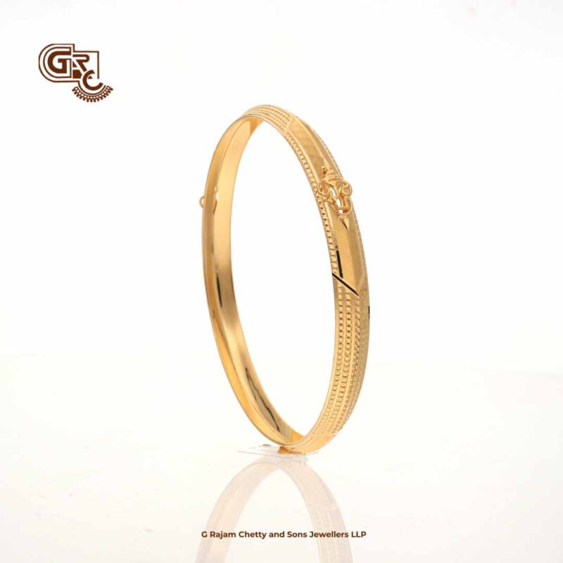 Om Divine Circle Gents Bracelet