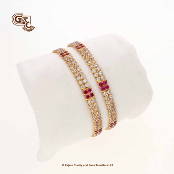 Glittering Stone Traditional Bangle