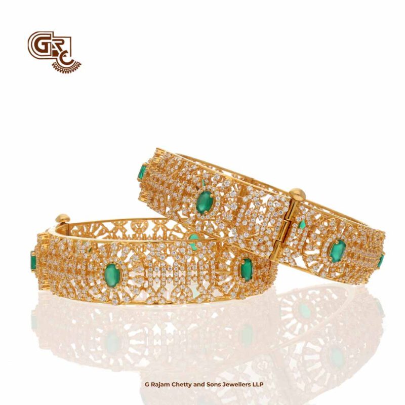 Glittering Stone Luxury Elegant Bangle