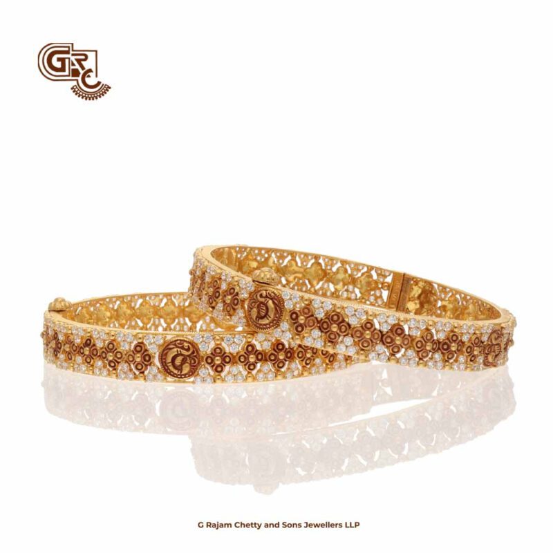 Glittering Stone Antique Traditional Bangle