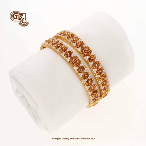 Glittering Stone Antique Traditional Bangle