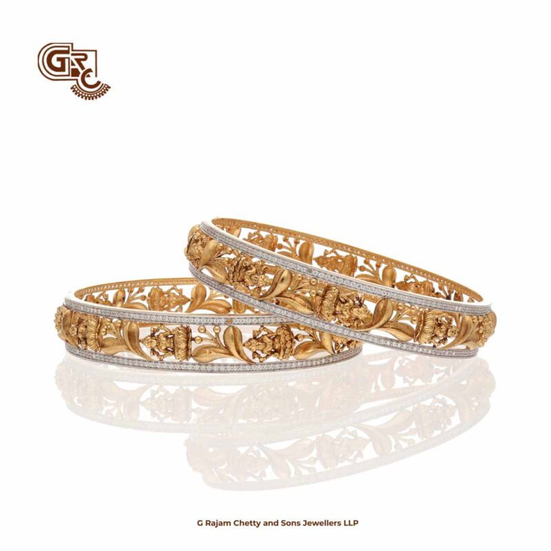 Elegant Glitter Stone Floral Lakshmi Bangle