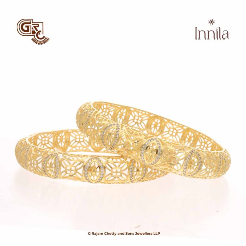 Floral Fancy Vector Innila Bangle