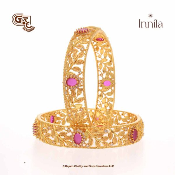 Leaf Floral Ruby Stone Innila Bangle Leaf Floral Ruby Stone Innila Bangle