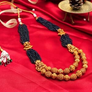 NECKLACE 22