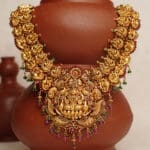 NECKLACE 22