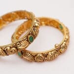 22kt Antique Tample Yellow Gold Laxmi Shankh Pair of Kara KR22/523