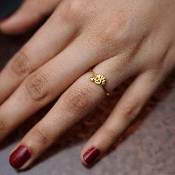 22Kt Minimal Flower Heart Ring RL22/1894