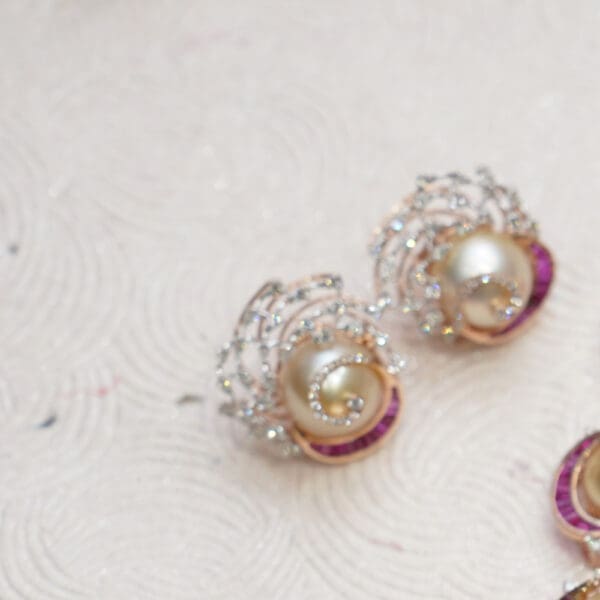 14kt Gold Pearl And Diamond Earrings DER14/576