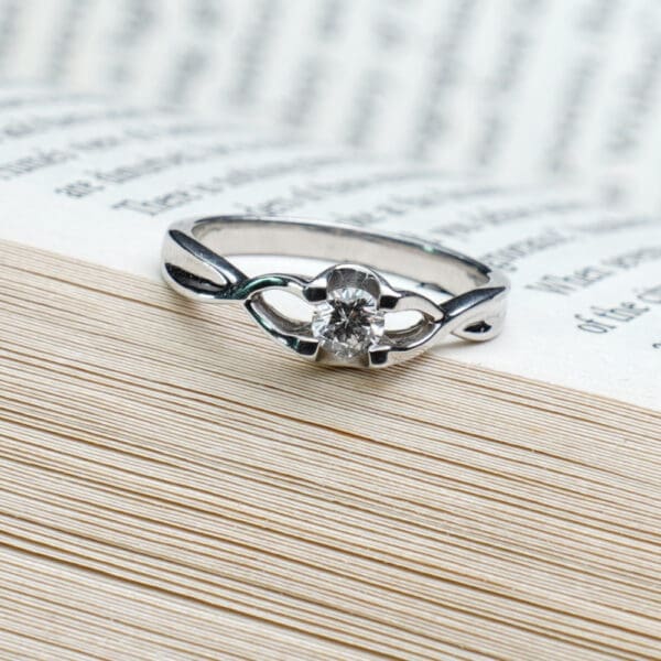 Elegent Platinum Ring PRL/48