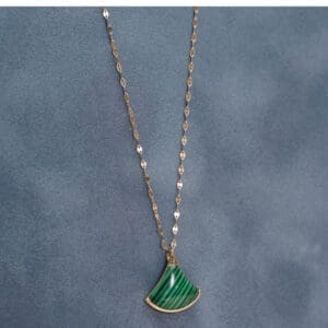 CHAIN 18