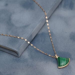 CHAIN 18