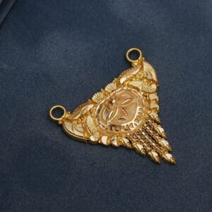 18Kt Yellow Gold Pendant for Mangalsutra PD18/46