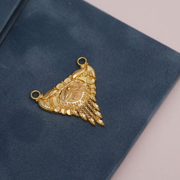 18Kt Yellow Gold Pendant for Mangalsutra PD18/46