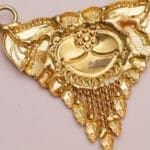 18Kt Yellow Gold Pendant for Mangalsutra PD18/46