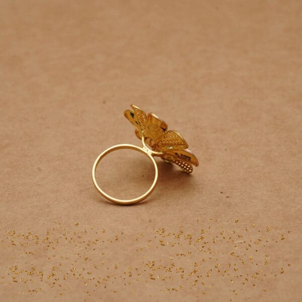 22Kt Yellow Gold Flower Ring RL22/1947