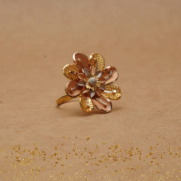 22Kt Yellow Gold Flower Ring RL22/1947