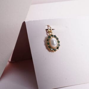 18Kt Gold Pearl Pendant For Her LC18/463