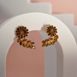 18kt Gold Stud Mininal Earrings TP18/156