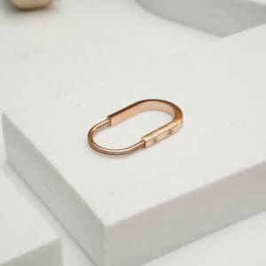 18Kt Gold Pendant LC18/25